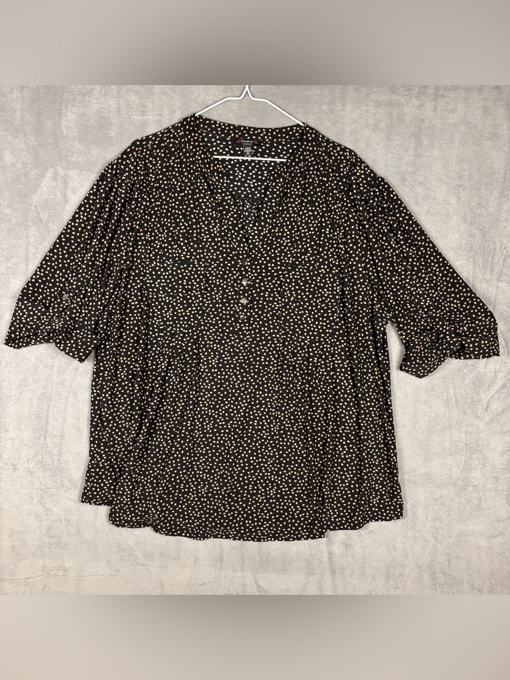 Cocomo Woman 3X Black Polka Dot Roll Tab Sleeve Henley V-Neck Blouse Top